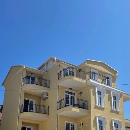 Chernomorets Apartment المظهر الخارجي الصورة